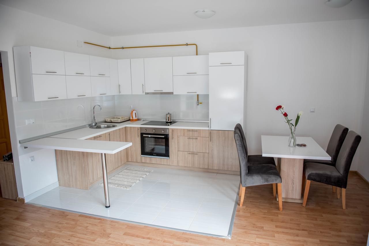 Leader Apartment Сараево Экстерьер фото